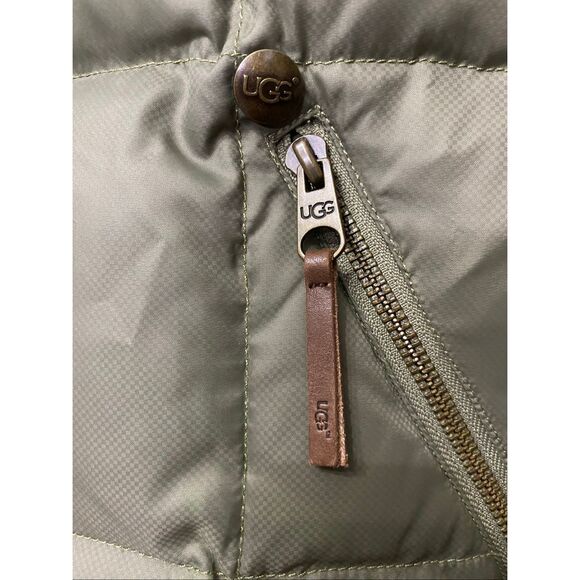 UGG Australia Army Green Puffer Down Vest Womens Sz L - Picture 3 of 11